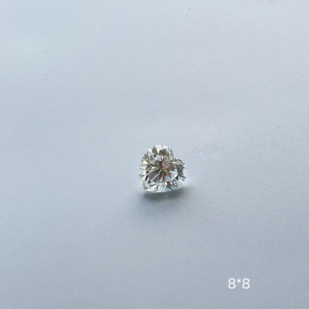 D Color VVS1, Excellent Heart 2ct Moissanite with GRA Certificate