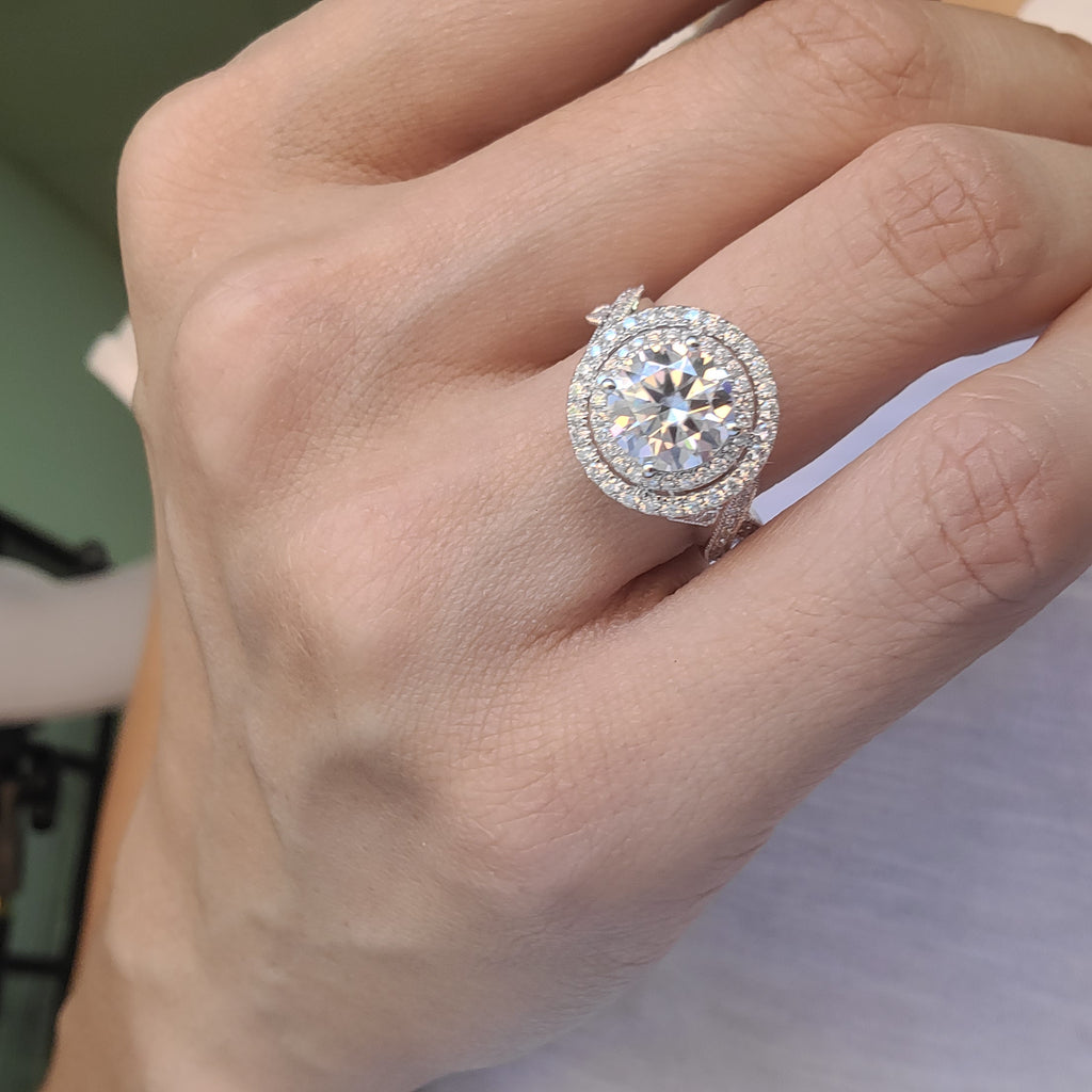 Round Moissanite Double Halo Engagement Ring